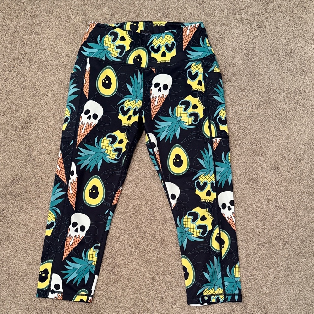 CVG Ice Cream Skulls Capri Leggings